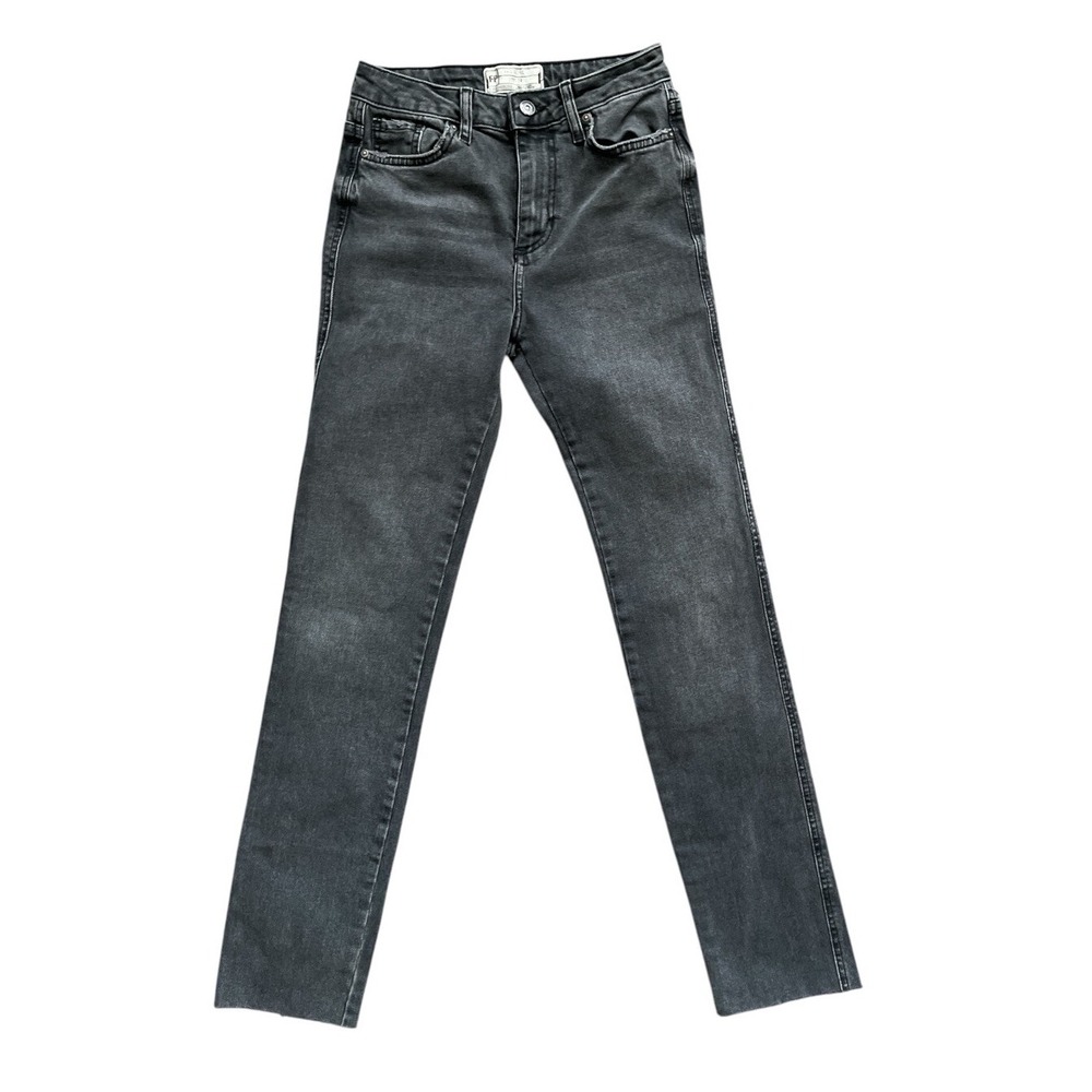 Free People Jeans Womens 24 Straight Leg Washed Black Raw‎ Hem EUC